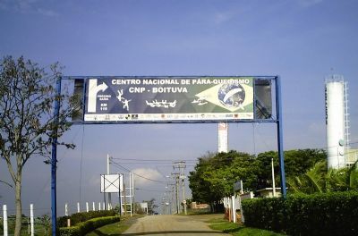 CENTRO NACIONAL DE PRA-QUEDISMO!, POR CRISTIANE - - BOITUVA - SP